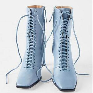 DISO Zara Laced Leather Boots in Blue